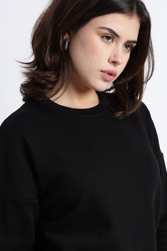 BLACK OVERSIZED SWEATSHIRT
