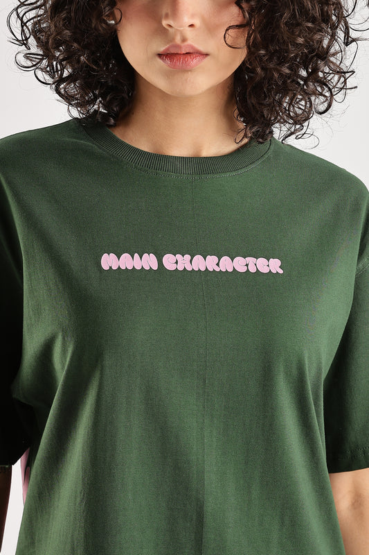 MAIN CHARACTER OVERSIZED T-SHIRT