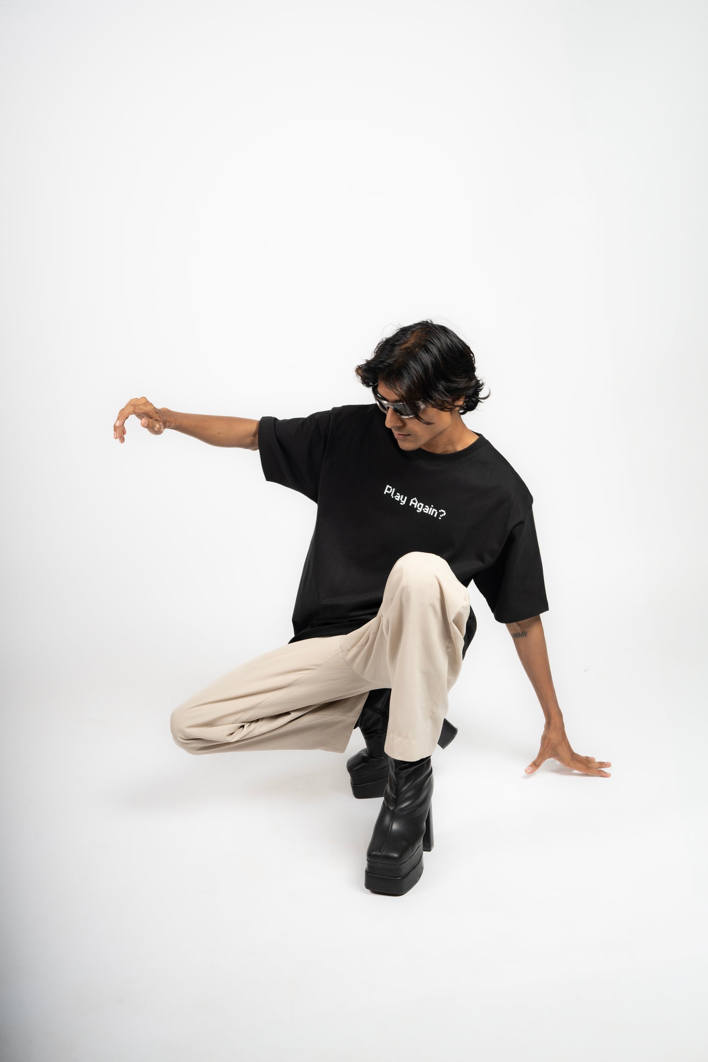 FUTURE OVERSIZED T-SHIRT