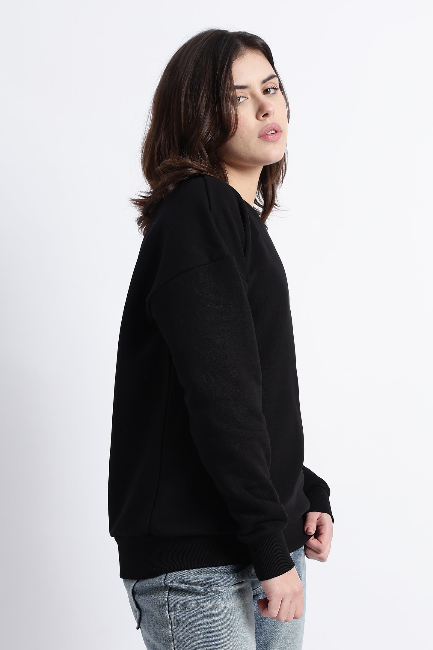 BLACK OVERSIZED SWEATSHIRT