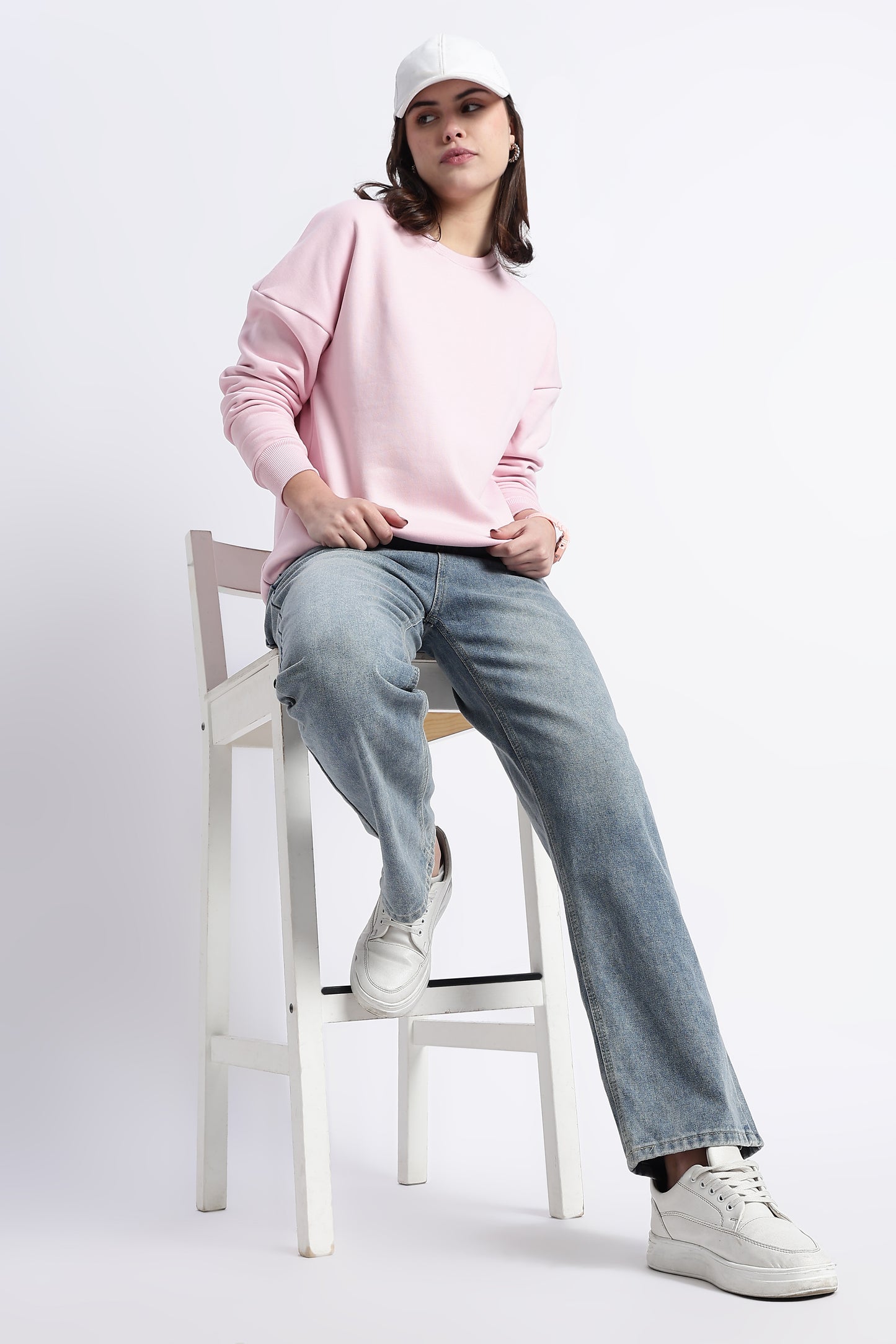 LIGHT BABY PINK OVERSIZED SWEATSHIRT