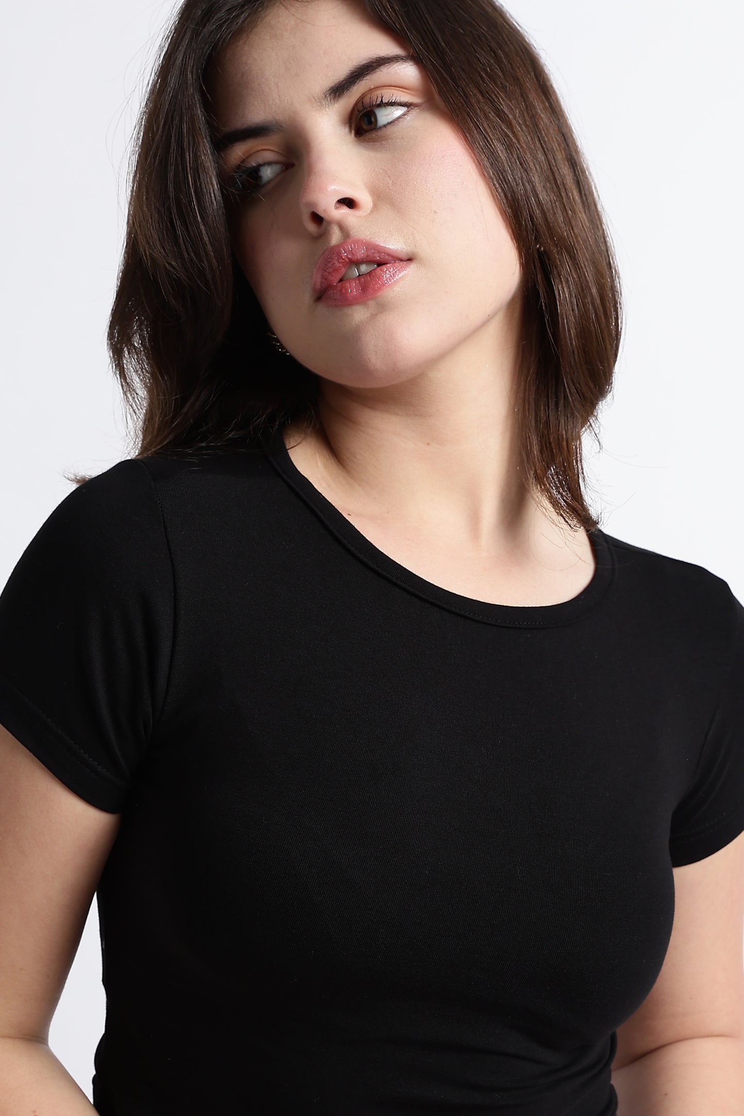 SOLID BLACK BABY TEE