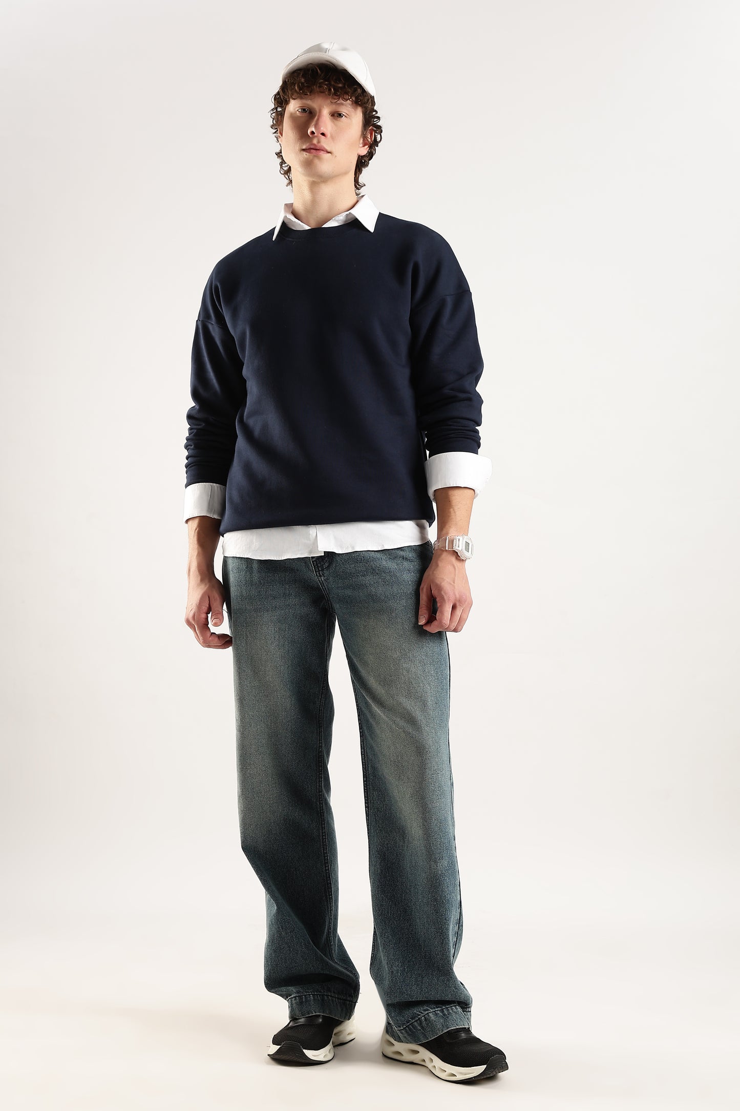 NAVY BLUE OVERSIZED SWEATSHIRT