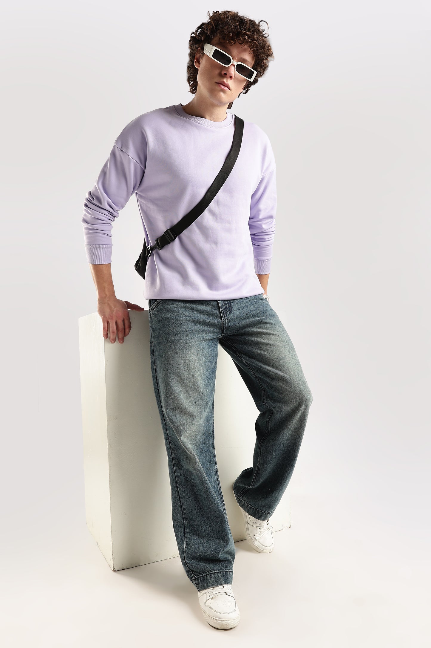 LAVENDER OVERSIZED SWEATSHIRT