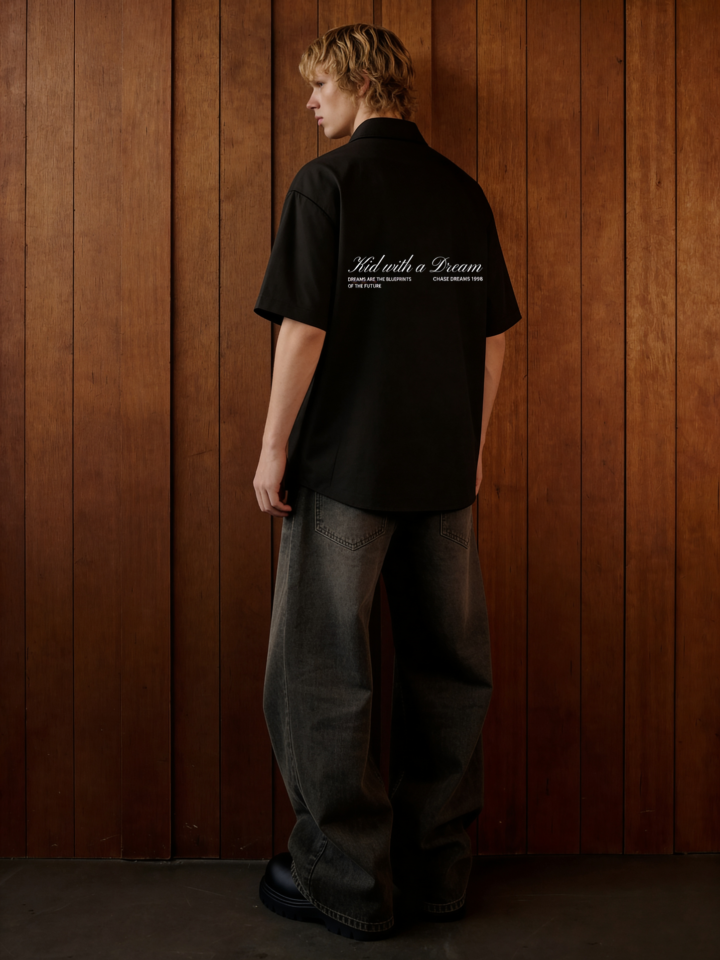 KID WITH A DREAM OVERSIZED UNISEX SHIRT