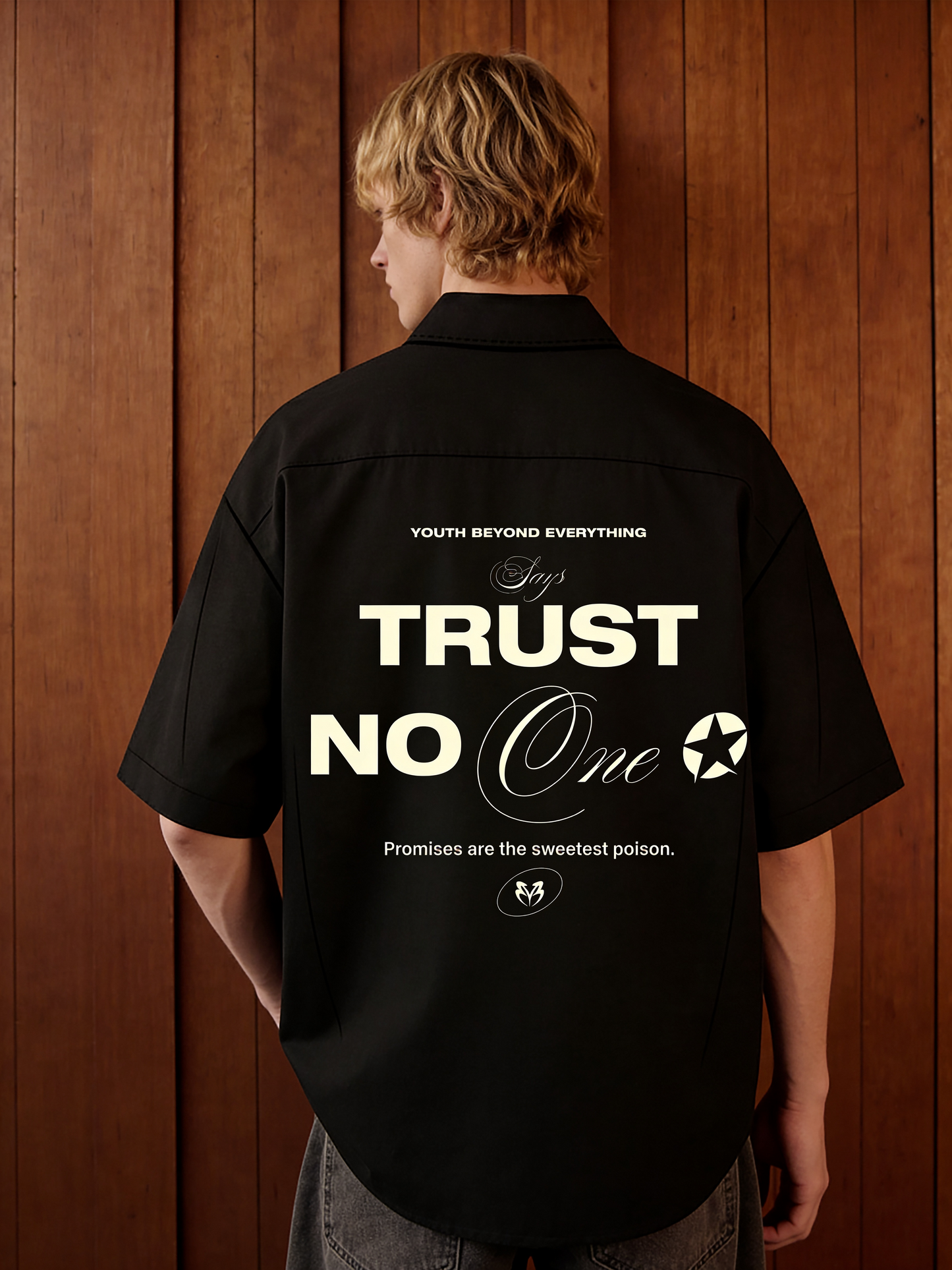 TRUST NO ONE OVERSIZED UNISEX SHIRT