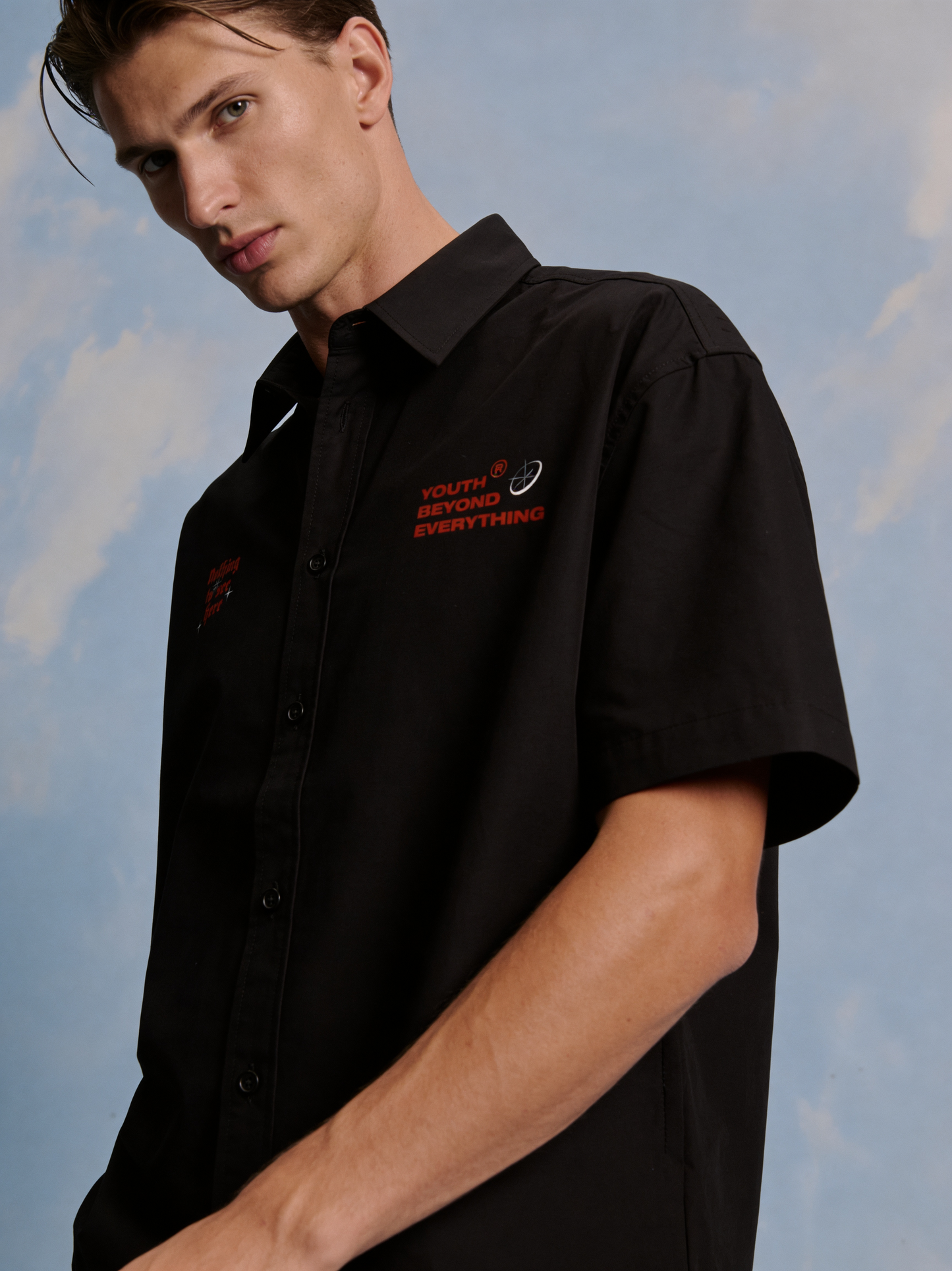 NOTHING TO SEE OVERSIZED UNISEX SHIRT