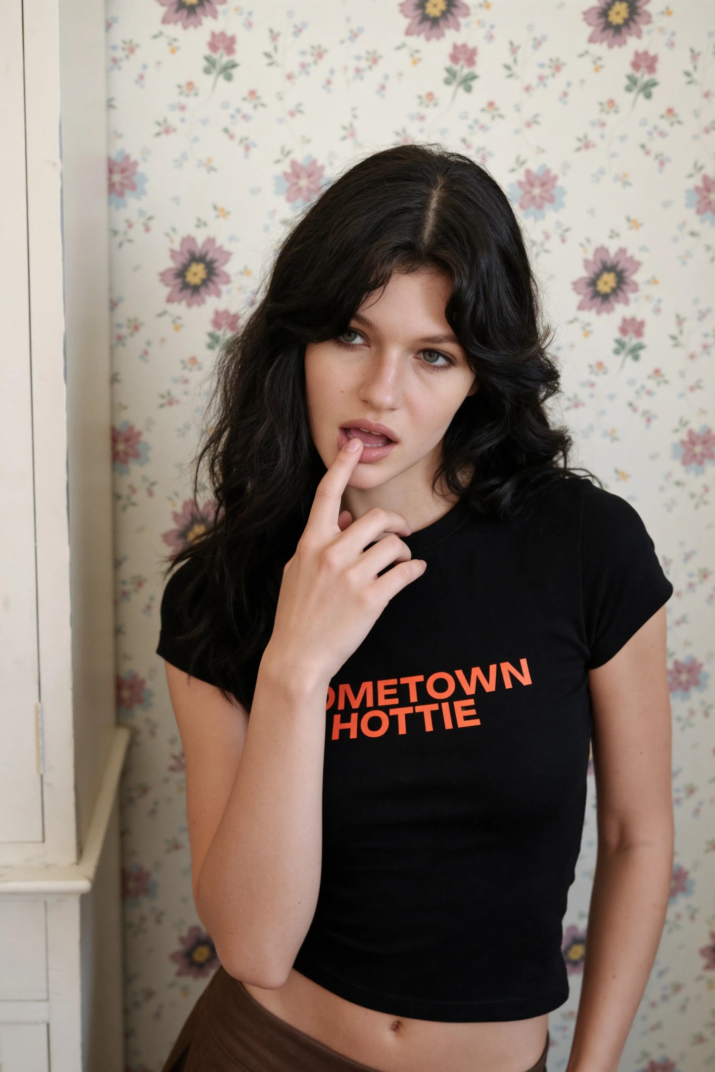 HOMETOWN HOTTIE BABY TEE