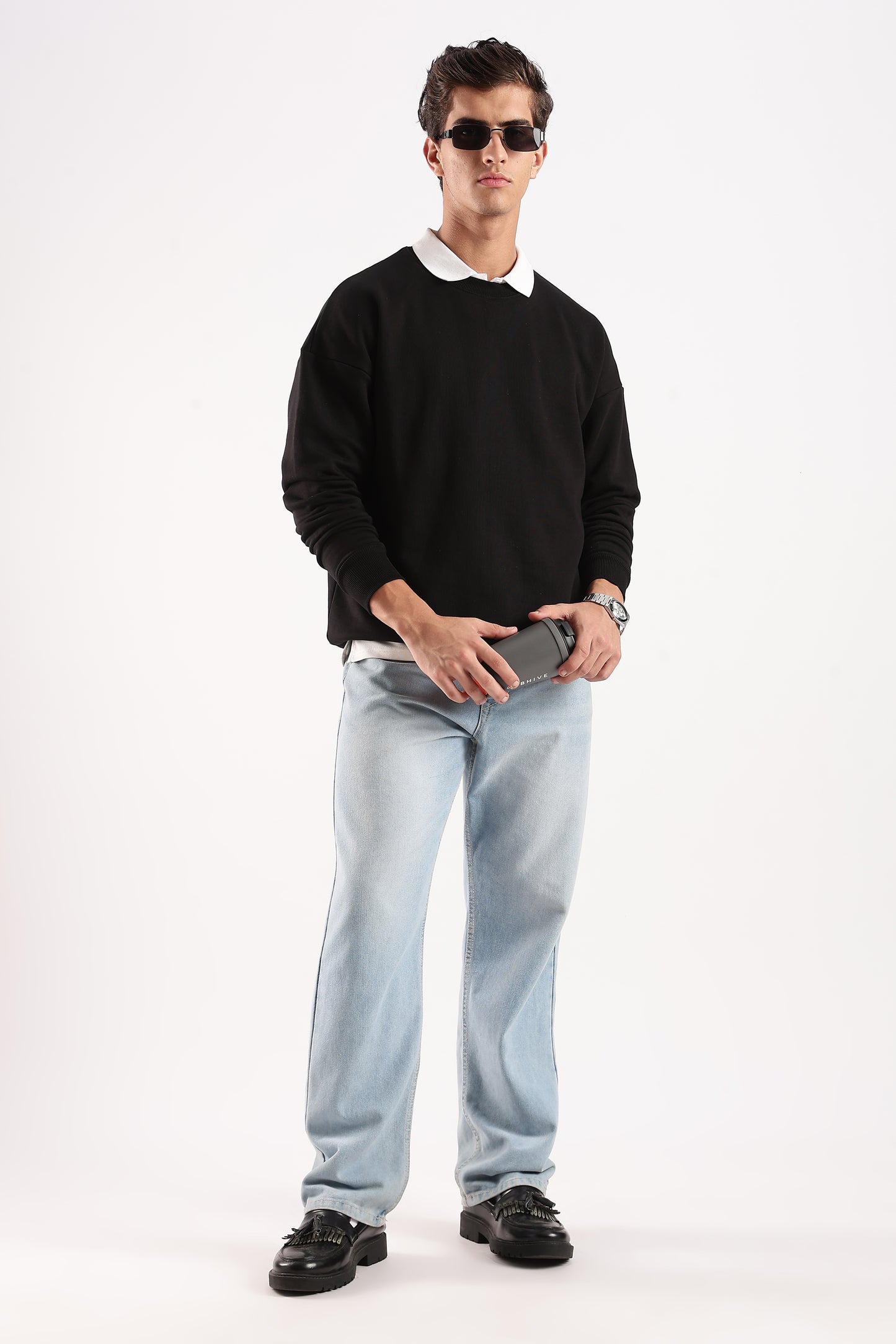 BLACK OVERSIZED SWEATSHIRT