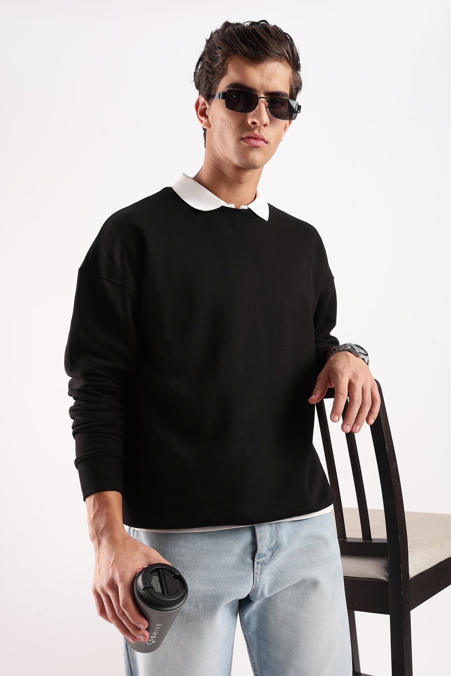 BLACK OVERSIZED SWEATSHIRT