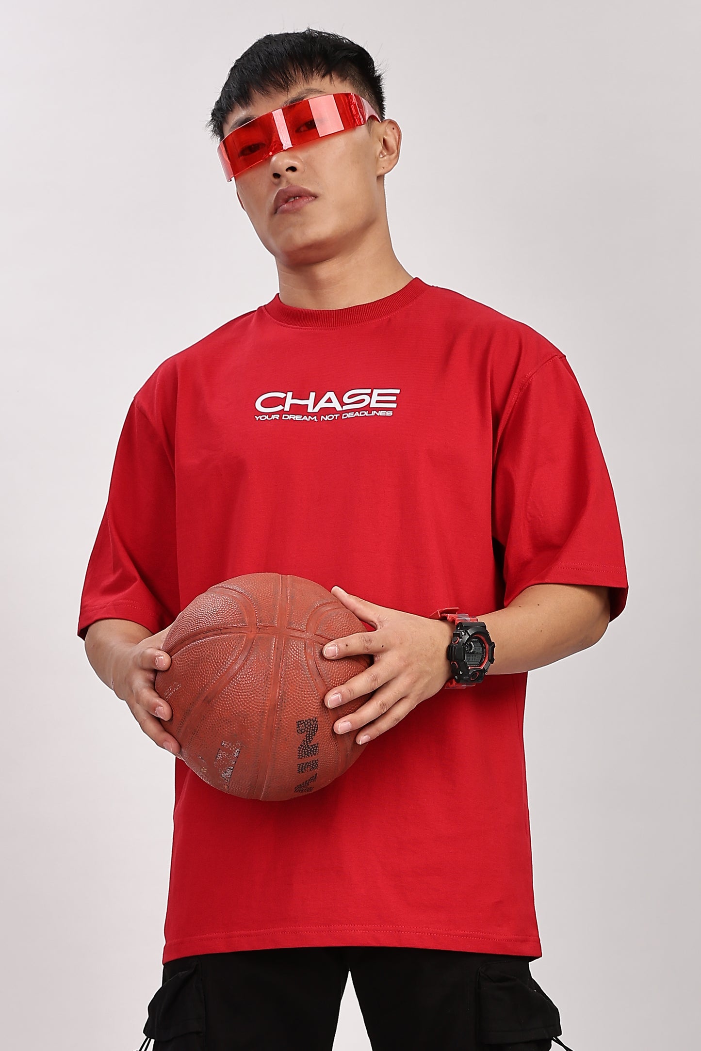 CHASE YOUR DREAM UNISEX OVERSIZED T-SHIRT
