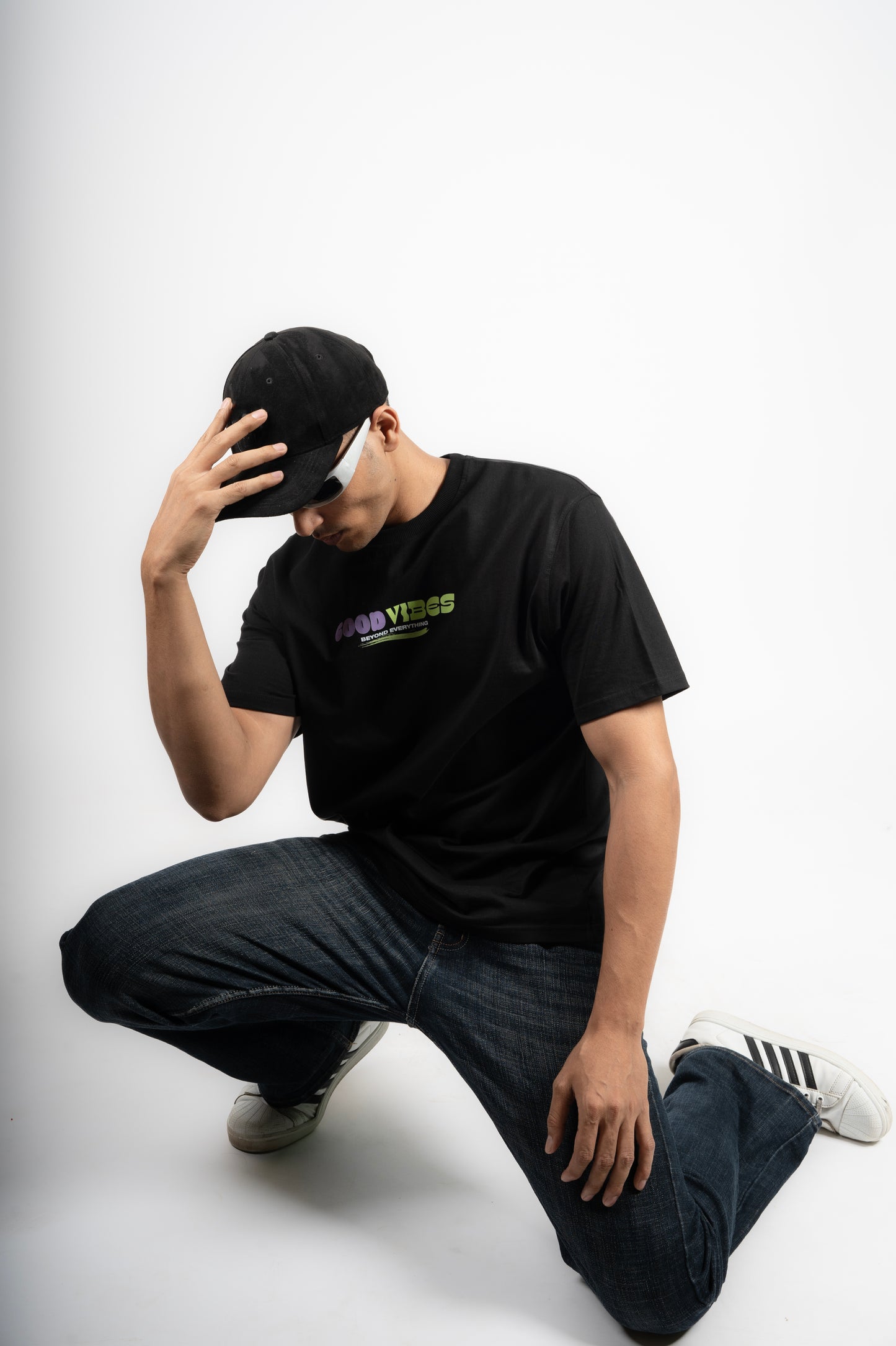 Good Vibes Oversized T-Shirt (Black)
