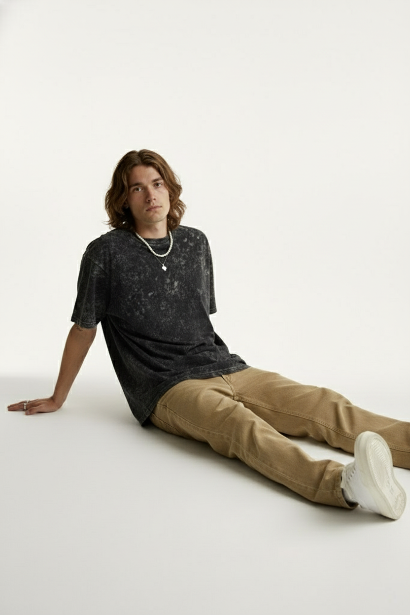 BLACK ACID WASH OVERSIZED T-SHIRT