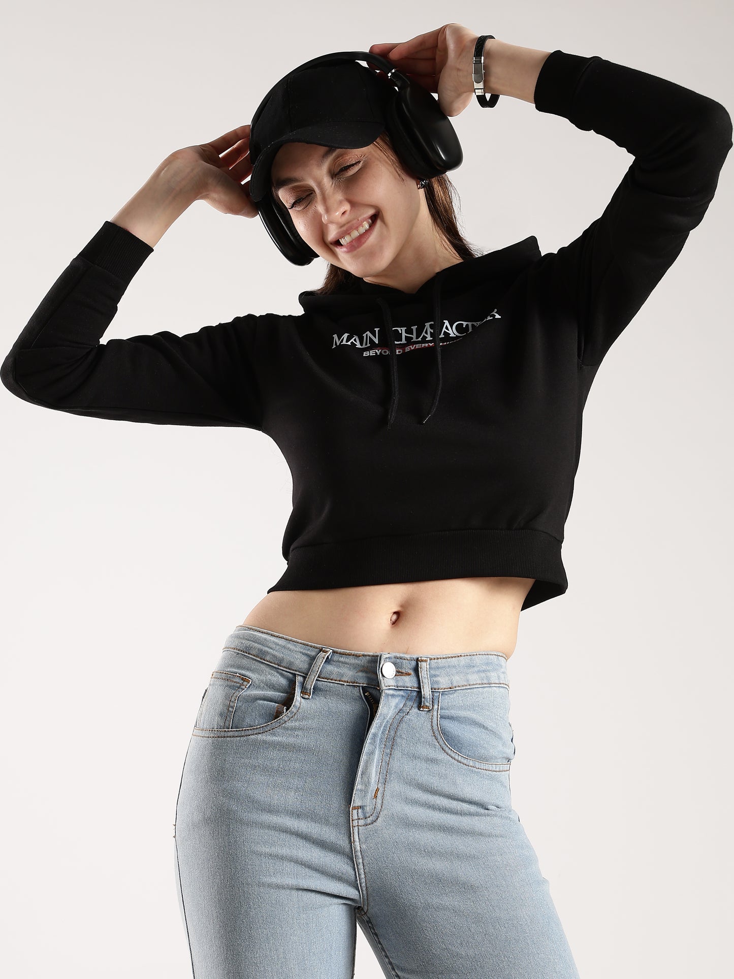 MAIN CHARACTER CROPPED HOODIE