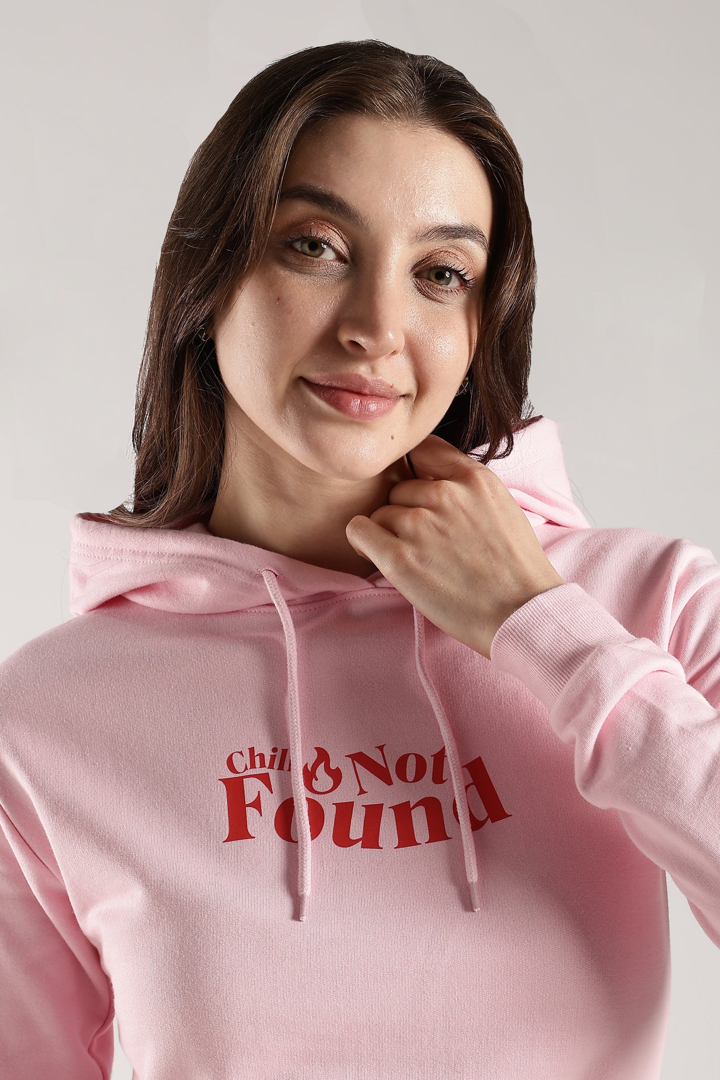 CHILL NOT FOUND CROPPED HOODIE